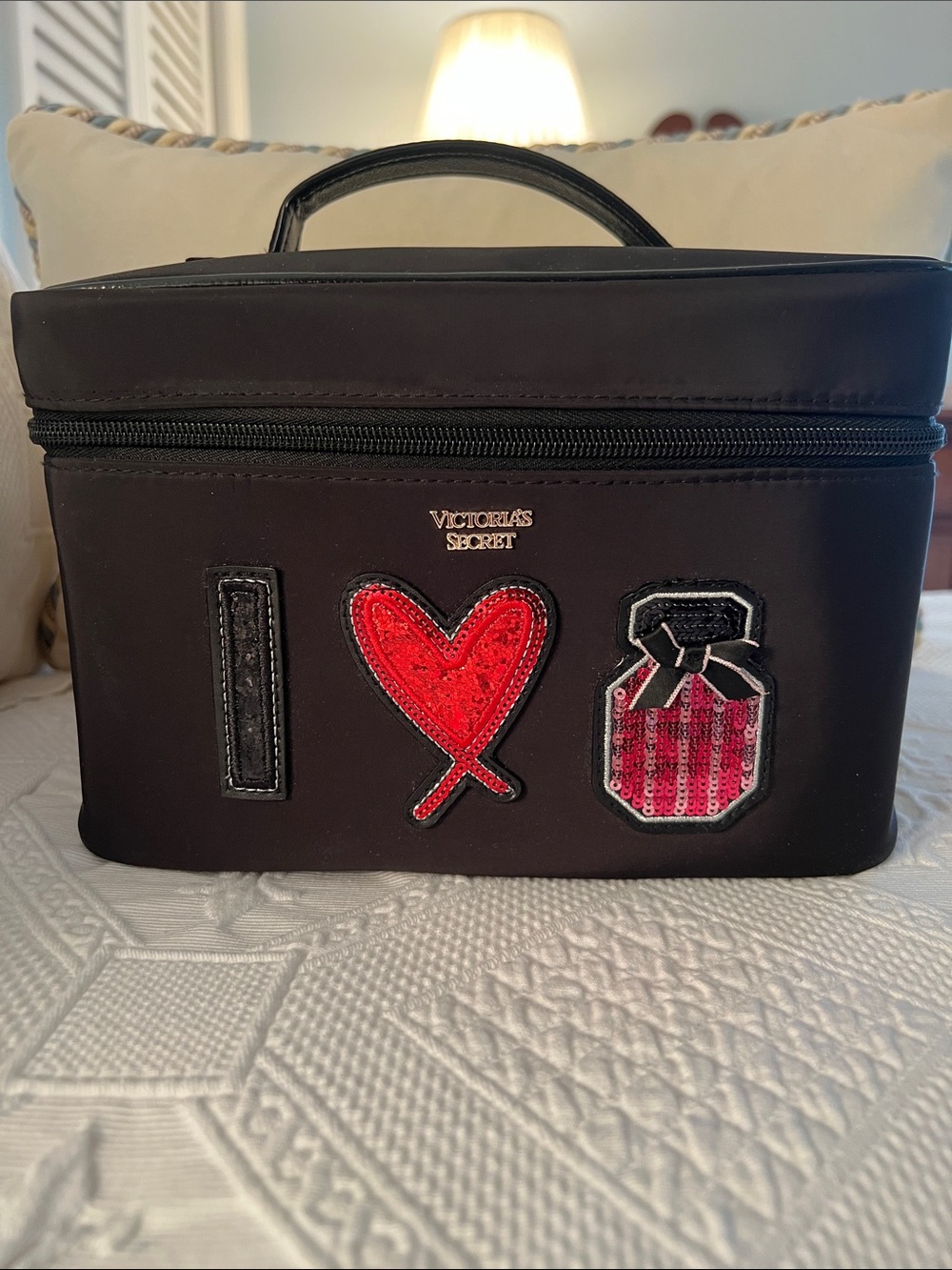 BRAND NEW VICTORIA’S SECRET TRAIN-CASE-STYLE COSMETIC BAG W/SMALLER MATCHING BAG